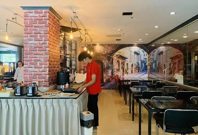 Fotos del hotel Patong Dynasty:  3