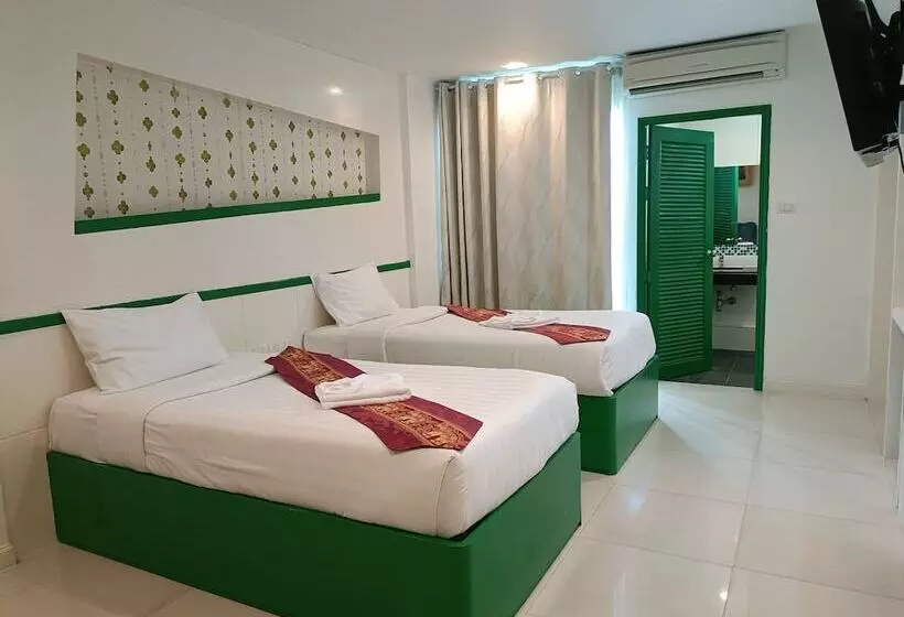 Fotos del hotel Patong Dynasty:  11