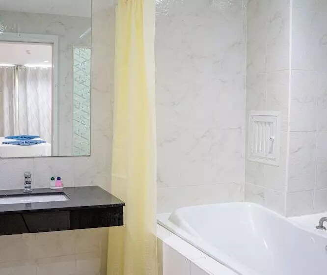 Fotos del hotel Patong Dynasty:  9