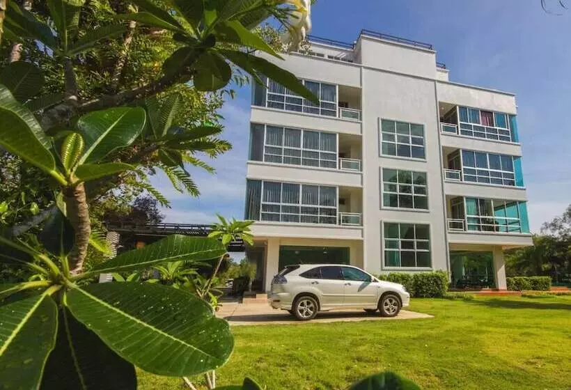 Fotos del hotel The Pano  & Residence:  9