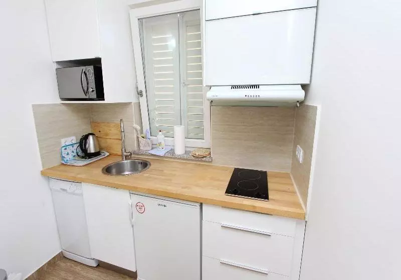 Fotos del hotel Apartments Hanna:  3