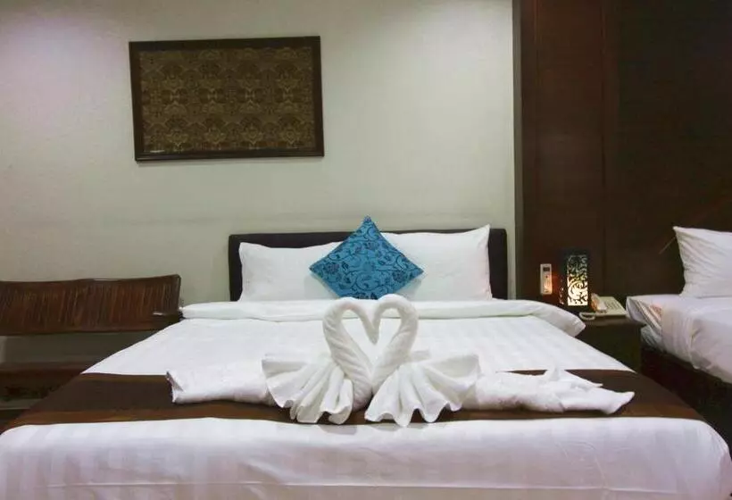 Fotos del hotel Baan Veerakit:  10