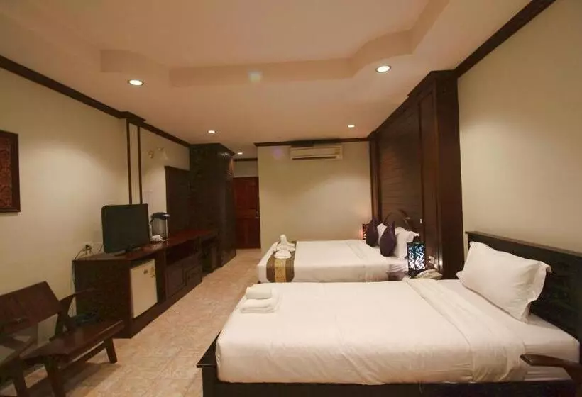 Fotos del hotel Baan Veerakit:  11