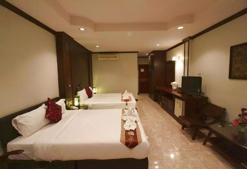 Fotos del hotel Baan Veerakit:  18