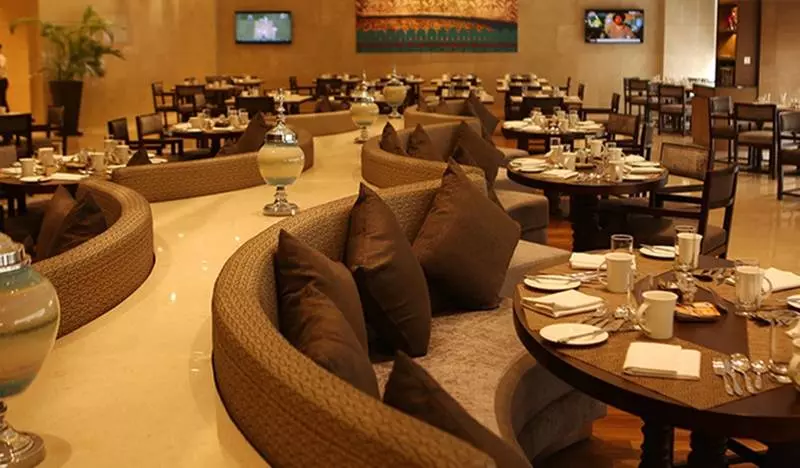 Fotos del hotel Pride Plaza , Aerocity New Delhi:  19