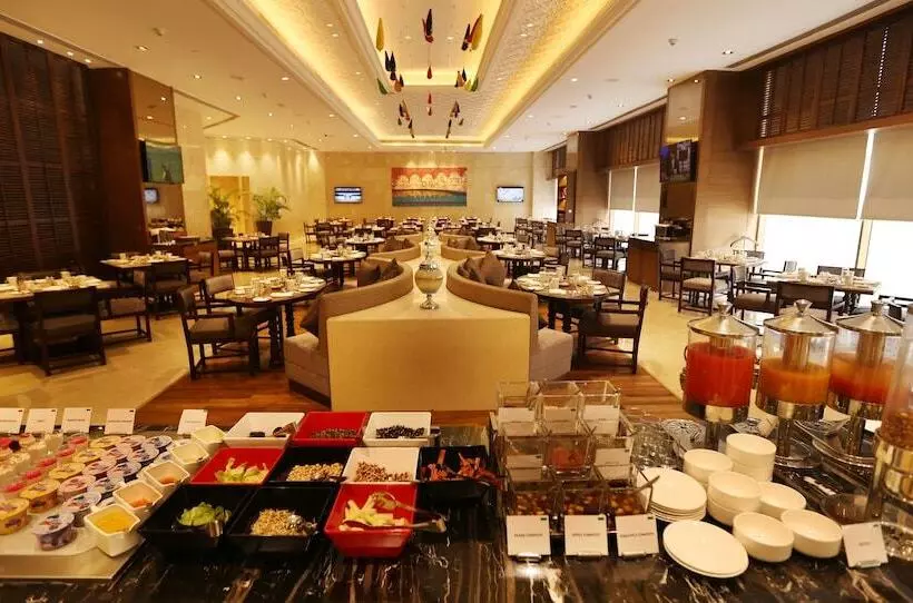 Fotos del hotel Pride Plaza , Aerocity New Delhi:  24