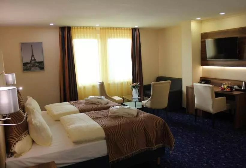 Fotos del hotel Grand  Empire:  2