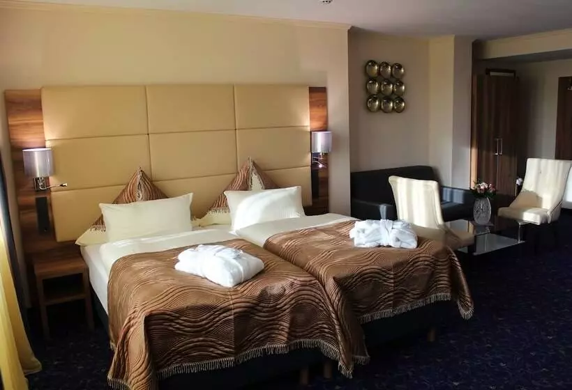 Fotos del hotel Grand  Empire:  9