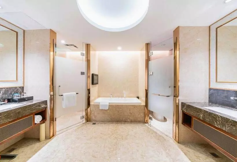 Fotos del hotel Ramada By Wyndham Huizhou South:  4