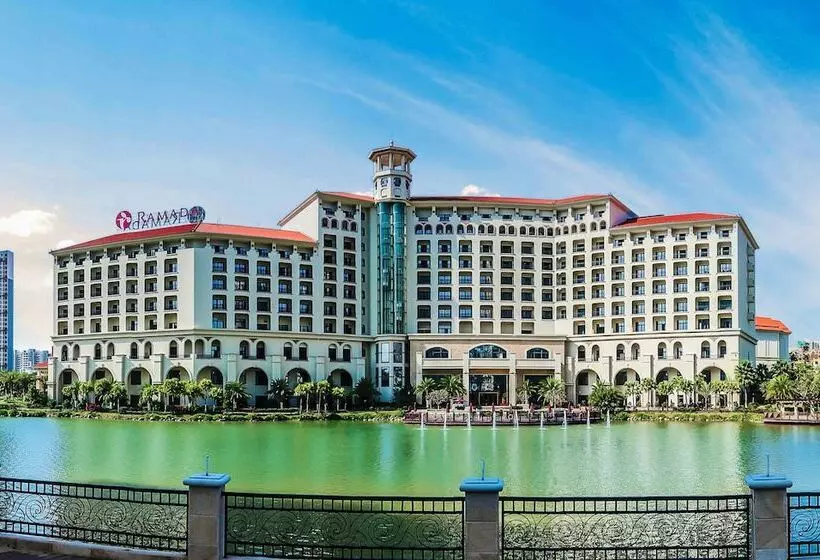 Fotos del hotel Ramada By Wyndham Huizhou South:  17