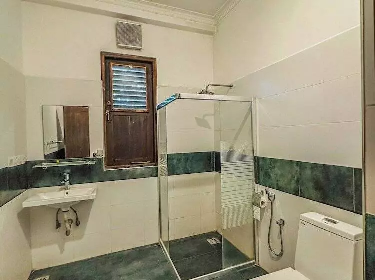 Fotos del hotel Sunrise Palace Negombo:  18