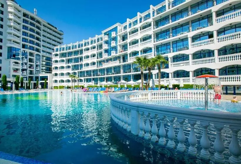 Fotos del hotel Chaika Beach Resort:  20