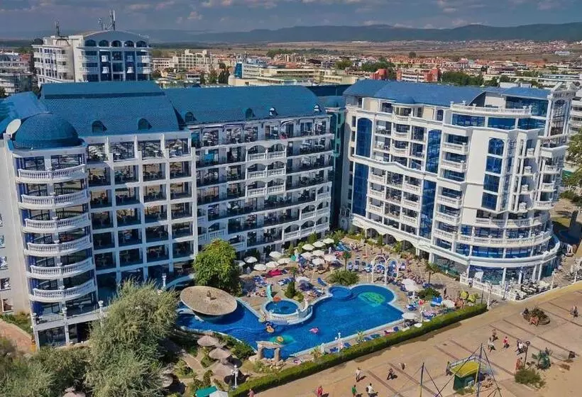 Fotos del hotel Chaika Beach Resort:  8