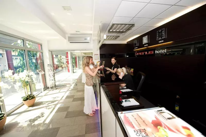 Fotos del hotel Magnus:  17