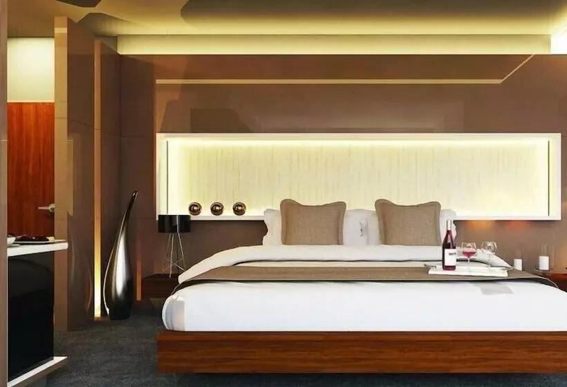 Fotos del hotel Elara:  2