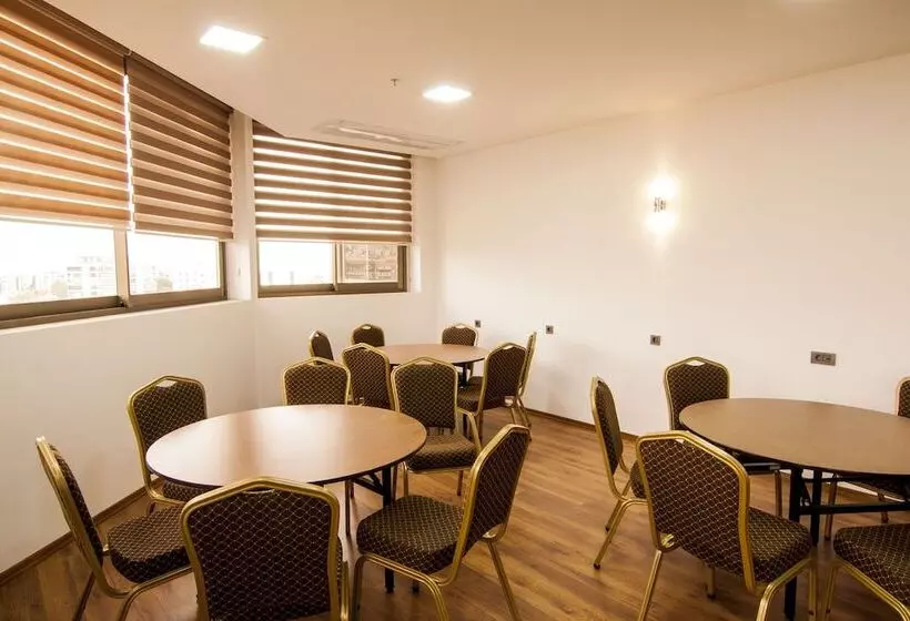 Fotos del hotel Elara:  4