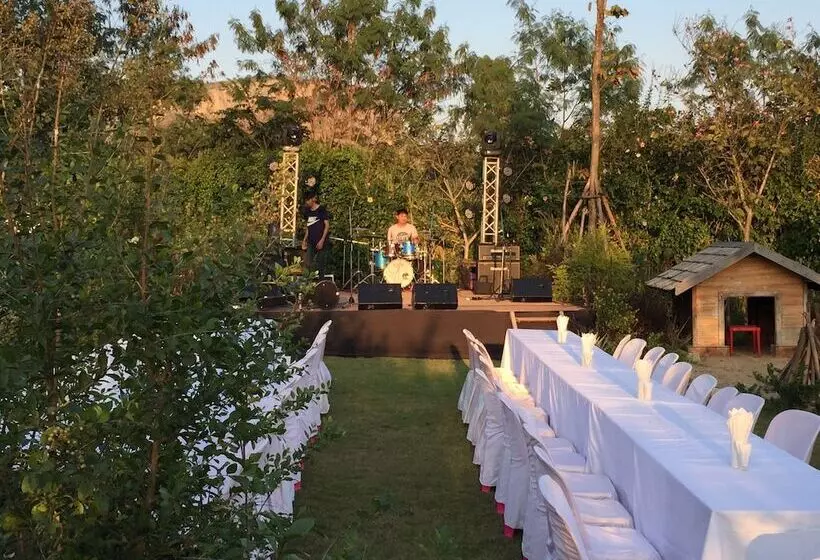 Fotos del hotel Prairie Hills Resort:  22