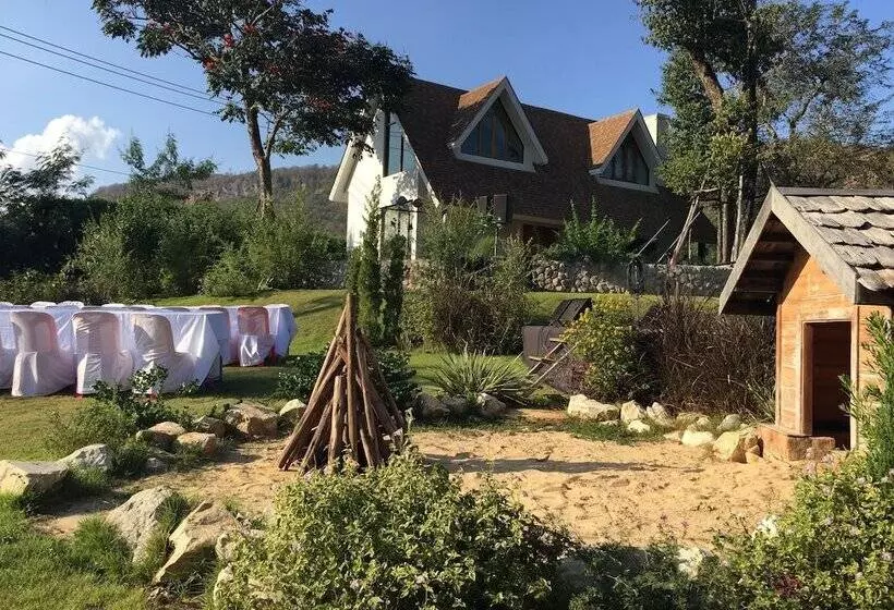 Fotos del hotel Prairie Hills Resort:  19