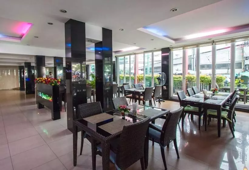 Fotos del hotel The Beach Front Resort Pattaya:  3