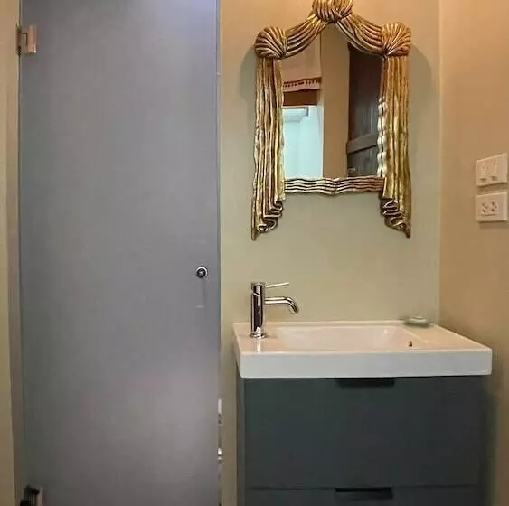 Fotos del hotel Villa Phra Sumen Bangkok:  4