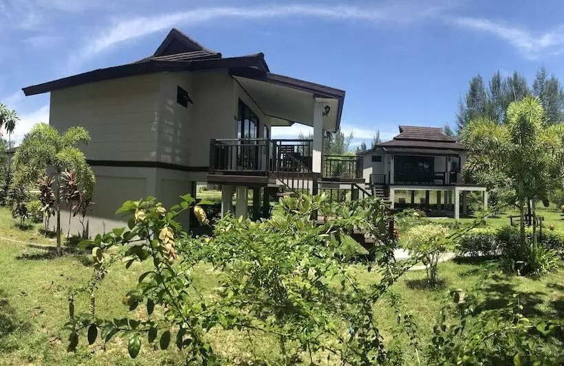 Fotos del hotel The Hip Resort @ Khao Lak:  12