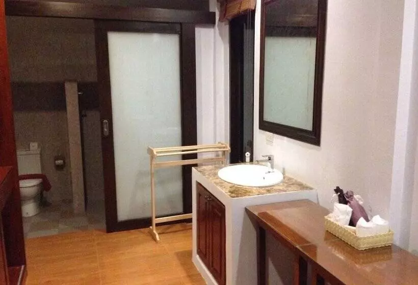 Fotos del hotel The Hip Resort @ Khao Lak:  5