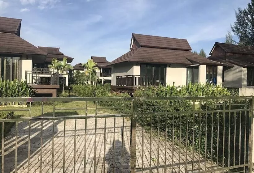 Fotos del hotel The Hip Resort @ Khao Lak:  7