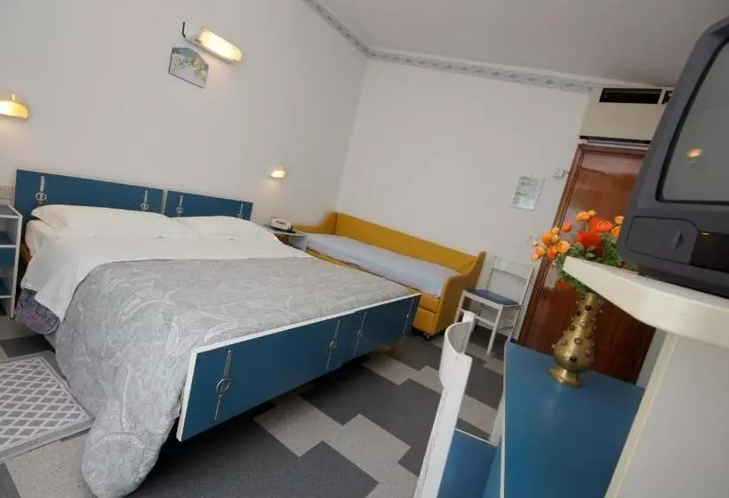 Fotos del hotel Victory:  18