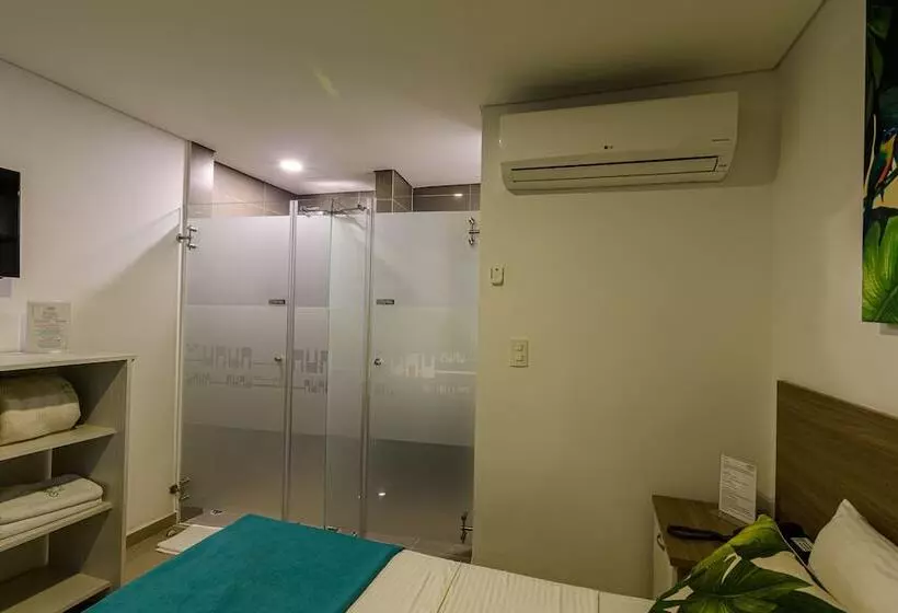 Fotos del hotel Lleras Green:  25