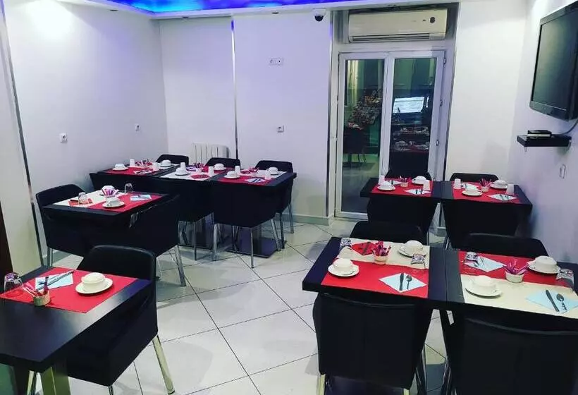 Fotos del hotel Modern's:  4