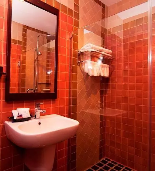 Fotos del hotel Sripat Guesthouse:  7