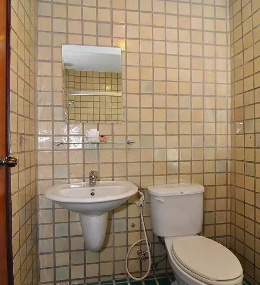 Fotos del hotel Sripat Guesthouse:  13