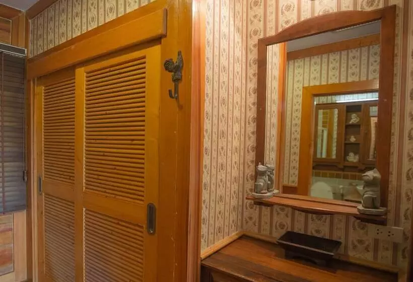 Fotos del hotel The Log Home Experience Khao Yai:  22