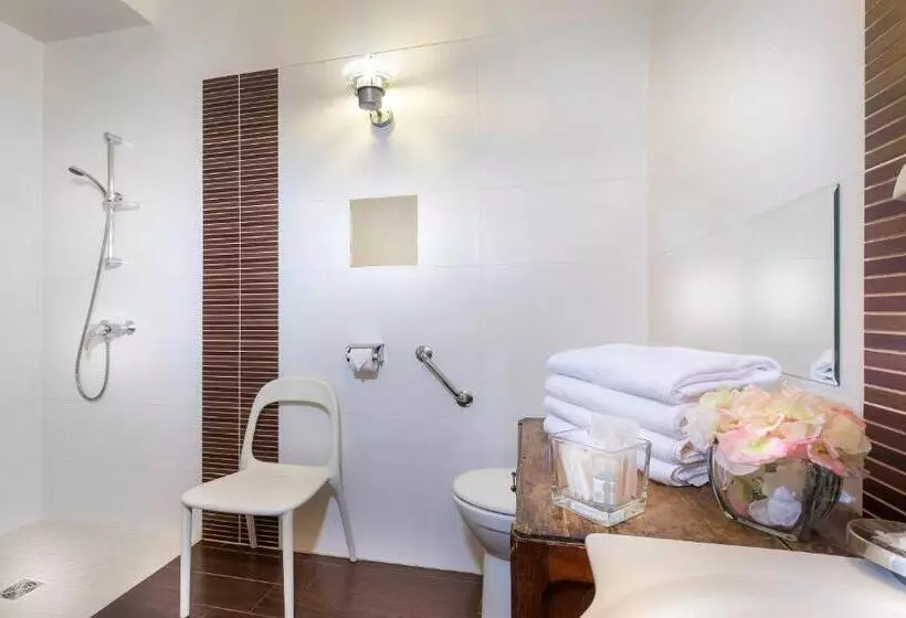 Fotos del hotel Hôtel Jeanne D Arc Le Marais:  15