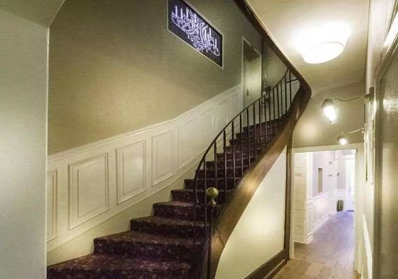 Fotos del hotel Hôtel Jeanne D Arc Le Marais:  2