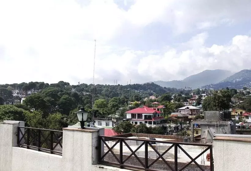 Fotos del hotel Oyo Premium Civil Lines Dharamshala:  6
