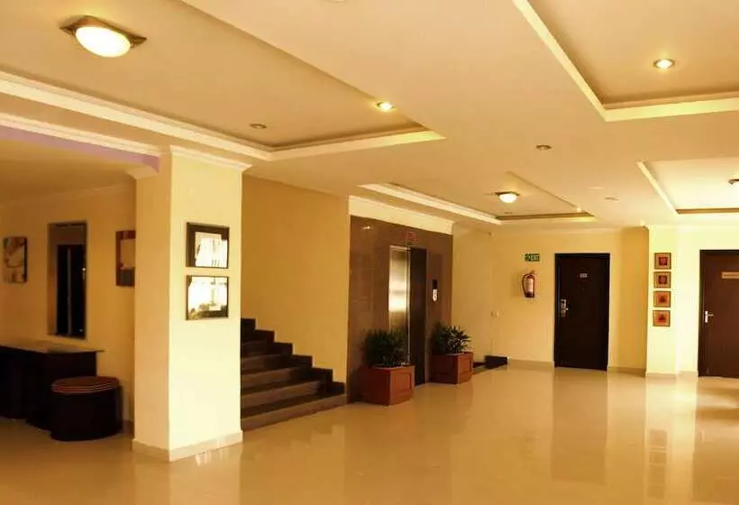 Fotos del hotel Oyo Premium Civil Lines Dharamshala:  3