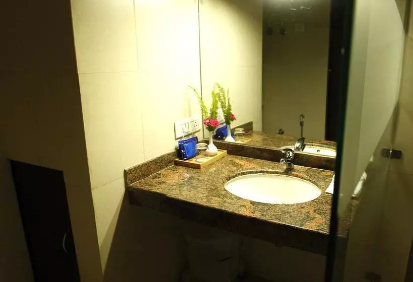 Fotos del hotel Oyo Premium Civil Lines Dharamshala:  11