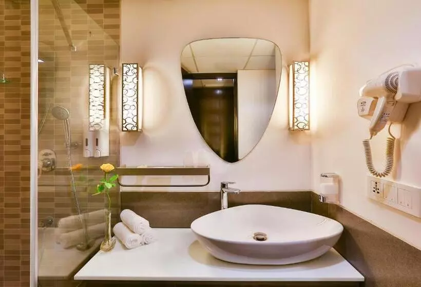 Fotos del hotel T24 Residency:  8