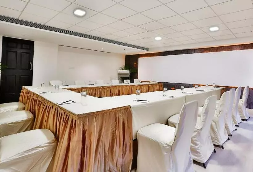 Fotos del hotel T24 Residency:  6