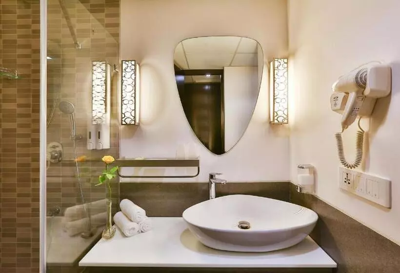 Fotos del hotel T24 Residency:  15