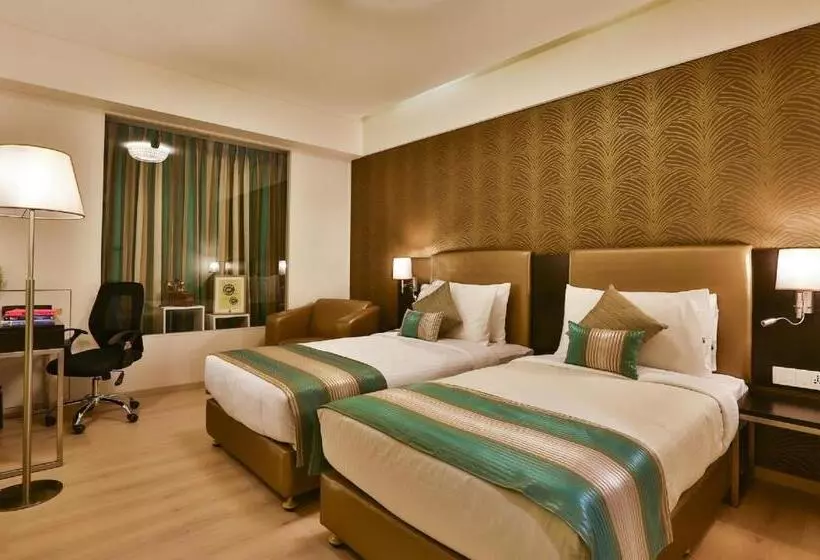 Fotos del hotel T24 Residency:  25