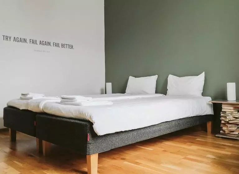Fotos del hotel Bookinn B&b:  14
