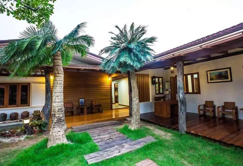 Fotos del hotel Tree Home Plus Home Stay:  4