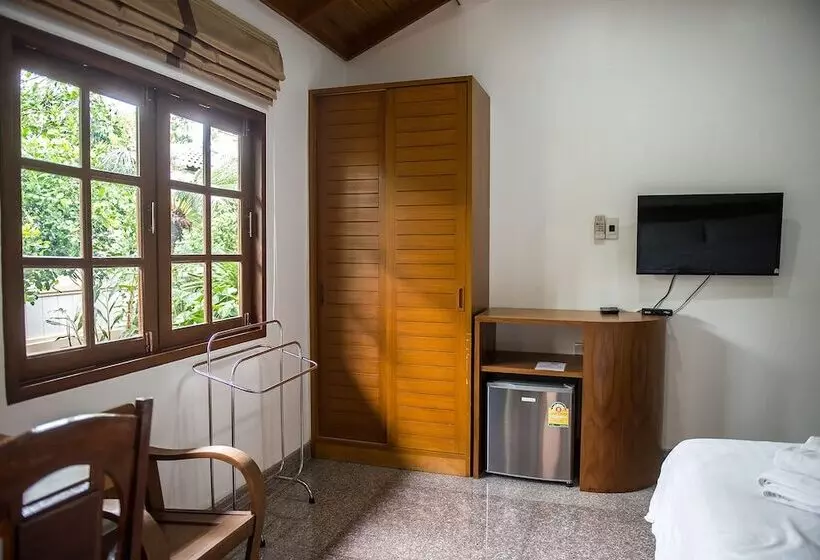 Fotos del hotel Tree Home Plus Home Stay:  18