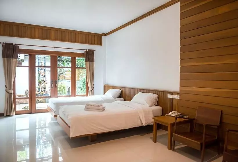 Fotos del hotel Tree Home Plus Home Stay:  12