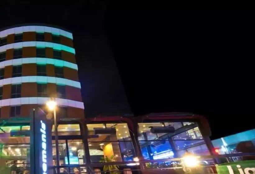 Fotos del hotel Mardinn:  16