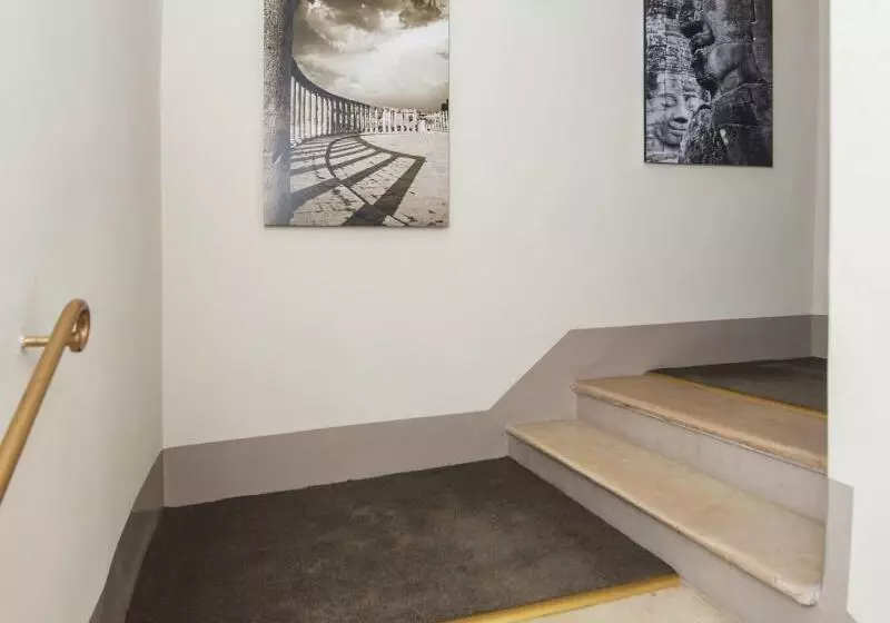 Fotos del hotel Torre Argentina Relais - Residenze Di Charme:  7