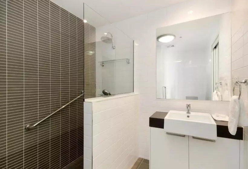 Fotos del hotel Direct S  Dalgety Apartments:  8