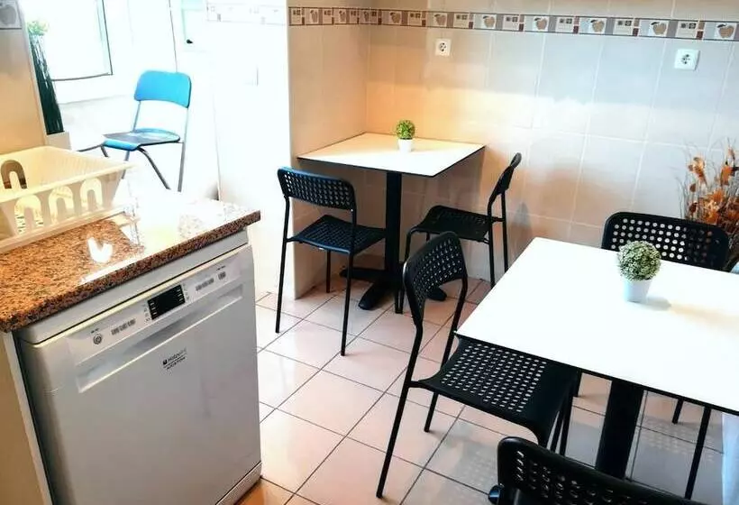Fotos del hotel Lisbon Terrace Suites Large Groups Apartment:  11